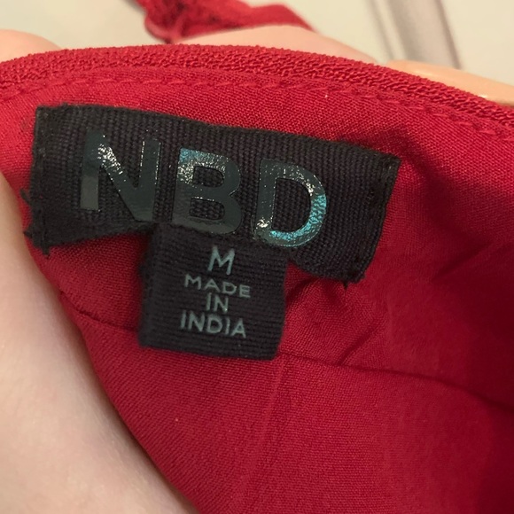 NBD little red dress with pearls - Picture 6 of 8